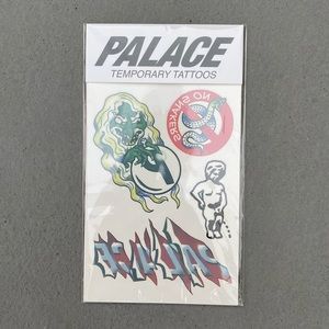 PALACE Skateboards Tattoo Kit